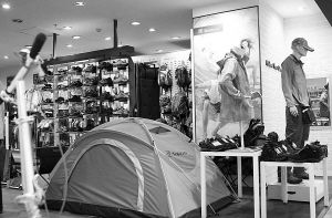 清明踏青熱催生戶外用品消費潮，春游經濟釋放市場活力